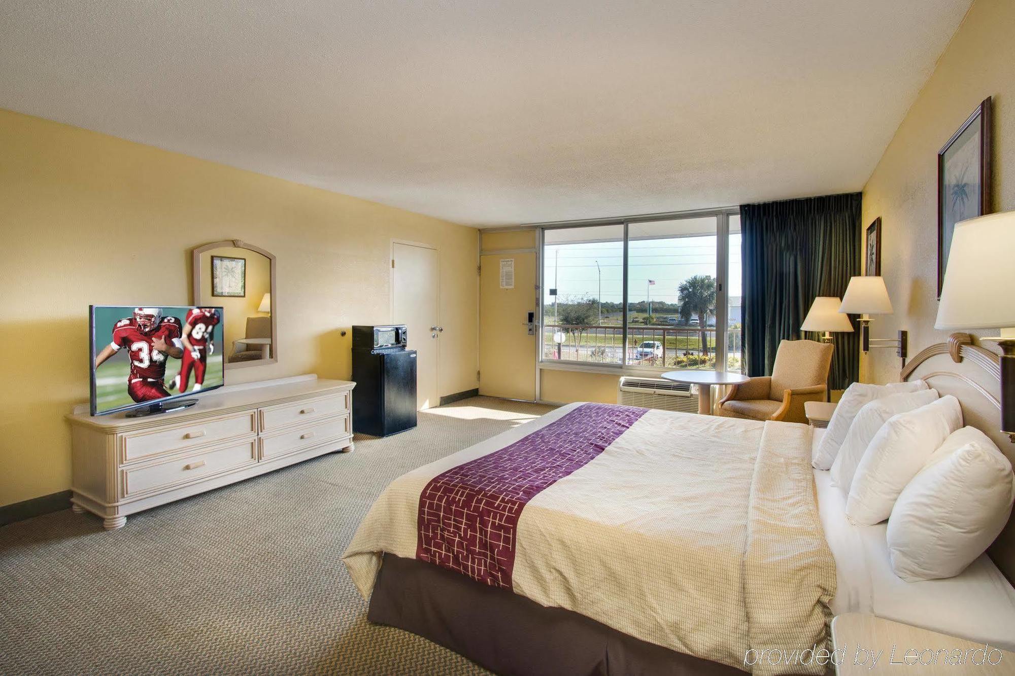 Fairbridge Inn Express Dundee 温特黑文 外观 照片